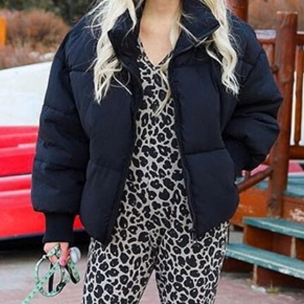 Drop Shoulder Puffer Jacket - Picture 13 of 15